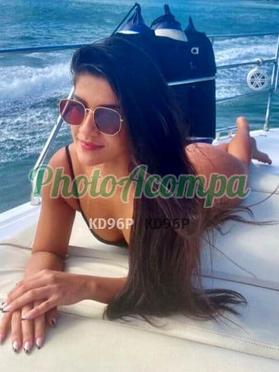 Acompanhante magra em Poá (3) — Eva