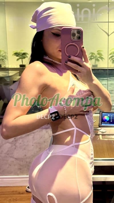 Acompanhante em São Paulo com beijo na boca (2) — Gabriela