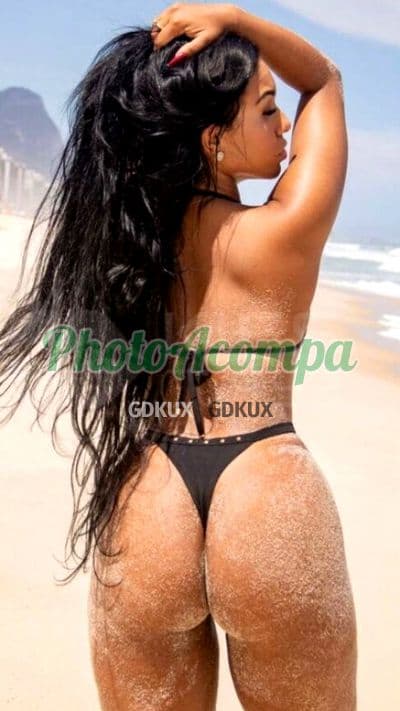 Acompanhante magra em Salvador, foto 5 de Gaby Amaral