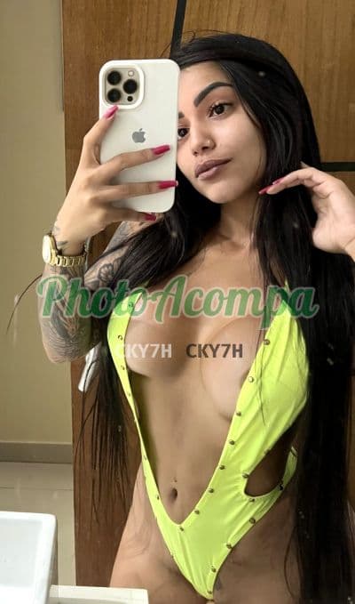 Acompanhante em Niterói — beijo na boca, foto 2 de Isabela