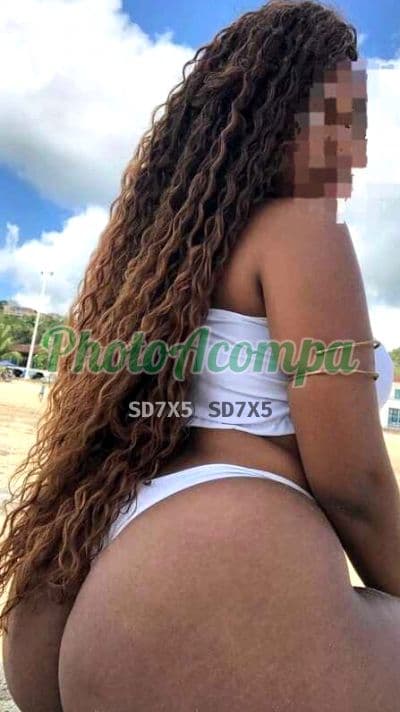 Acompanhante peituda em Rio de Janeiro — Isis, foto 5