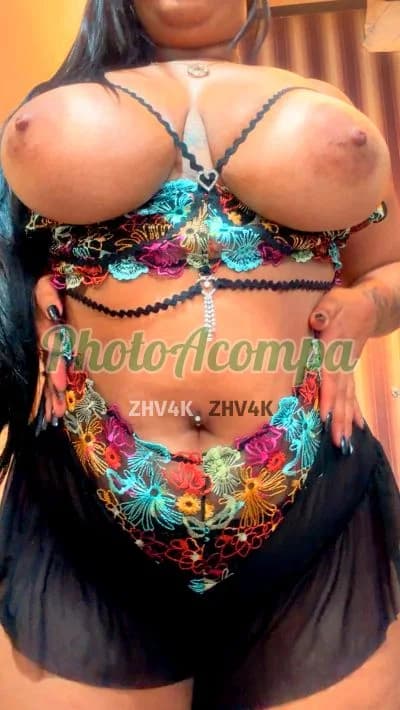 Acompanhante peituda em Bragança Paulista (3) — Jéssica