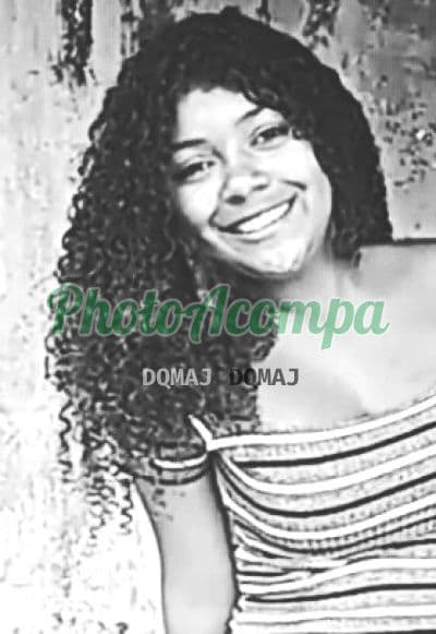 Acompanhante em Governador Valadares com beijo na boca (2) — Jéssica