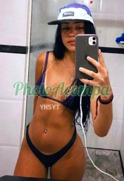 Acompanhante em Paulínia com beijo na boca (2) — Jéssica