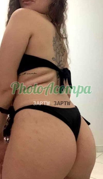 Acompanhante em Valinhos com beijo na boca (2) — Júlia