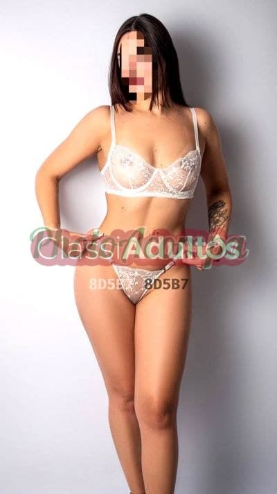 Acompanhante morena em São Paulo — Júlia