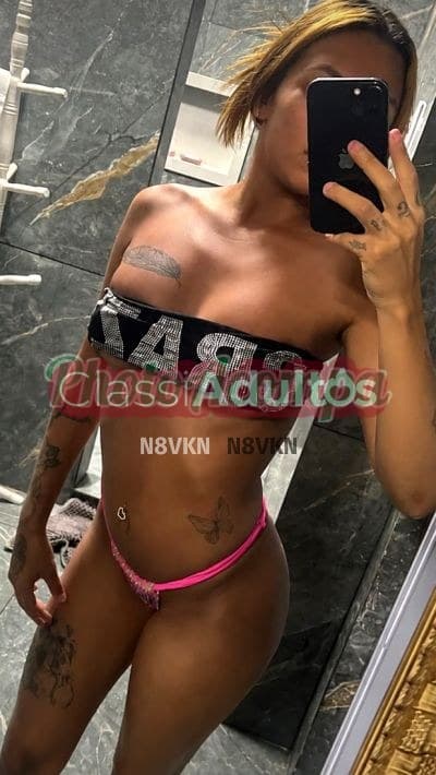 Júlia, 19 anos — acompanhante em Taboão da Serra