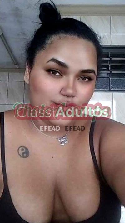 Karina — acompanhante em Cosmópolis