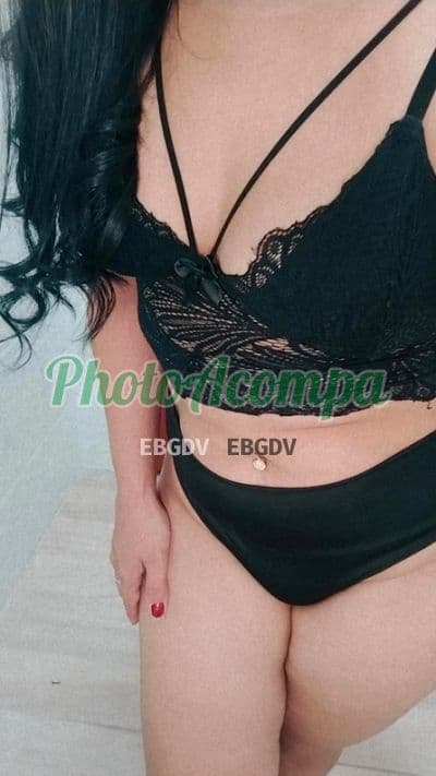 Acompanhante em São Carlos — beijo na boca, foto 2 de Lara Pires