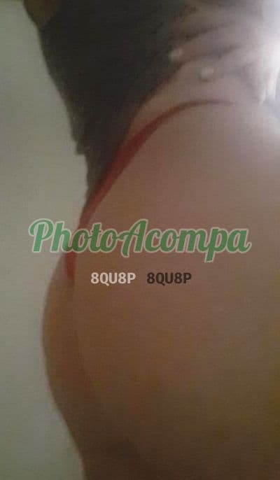 Acompanhante em Belford Roxo com beijo na boca (2) — Larinha