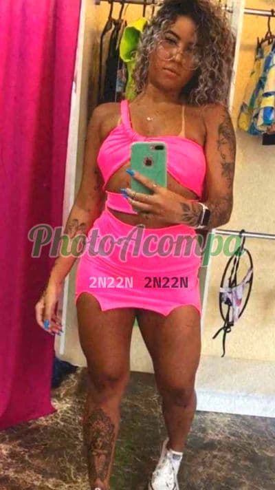 Acompanhante em Barueri com beijo grego (2) — Larissa