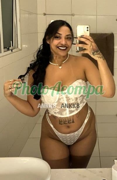 Acompanhante magra em Jandira (3) — Laura