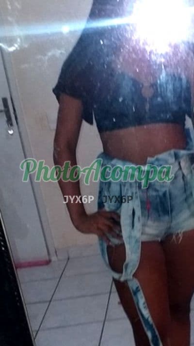 Acompanhante em Duque de Caxias — beijo na boca, foto 2 de Letícia