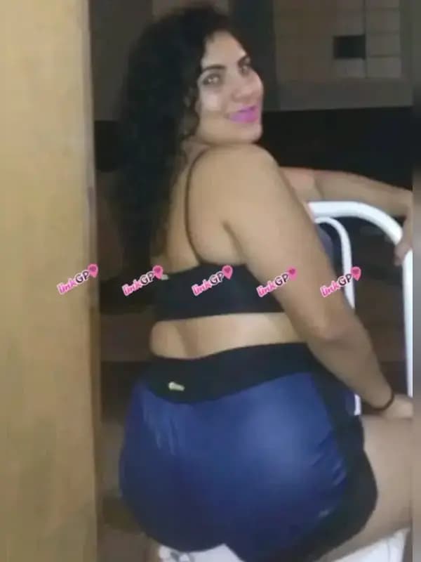Acompanhante cabelo cacheado em Barra Velha — Liz, foto 3