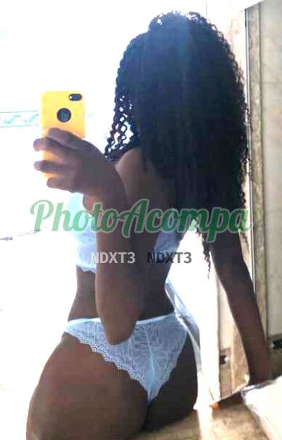 Acompanhante em Niterói — beijo grego, foto 2 de Maitê Rios