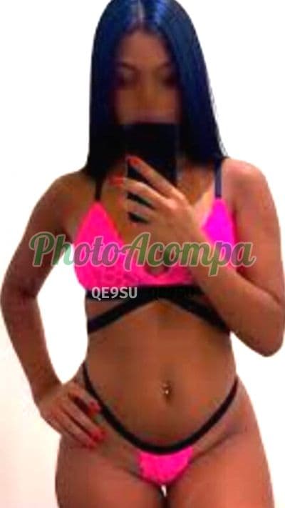 Acompanhante de seios naturais em Guarujá (3) — Maju