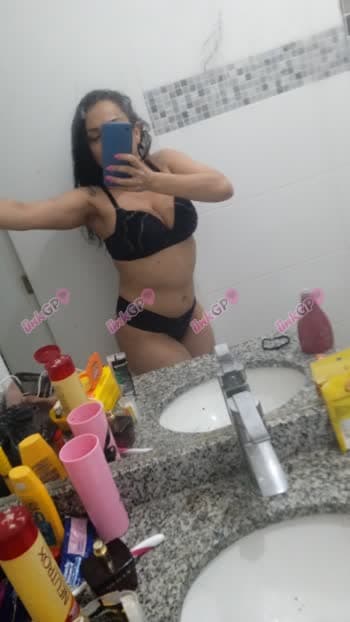 Mari Garcez — acompanhante em São José dos Pinhais