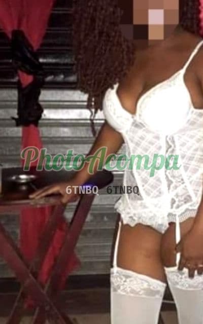 Acompanhante em São Pedro da Aldeia — beijo grego, foto 2 de Marrom