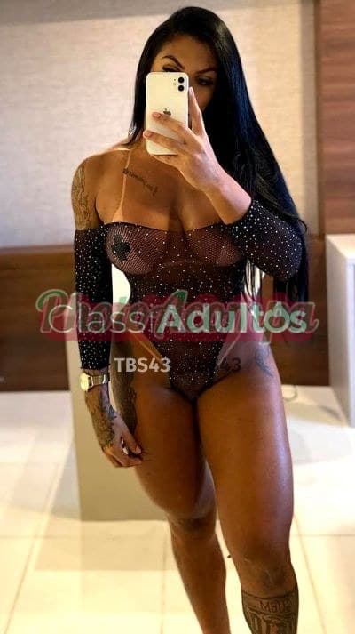 Acompanhante morena em Santos, foto de perfil