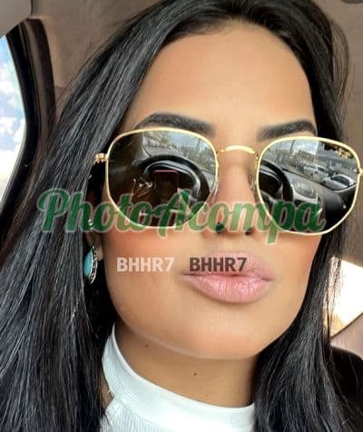 Acompanhante em Rio das Ostras com beijo na boca (2) — Mel