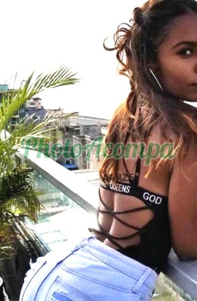 Acompanhante de seios naturais em Cabo Frio (3) — Michely