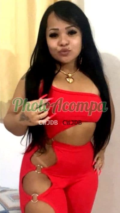 Acompanhante em Patos de Minas com beijo na boca (2) — Nicole
