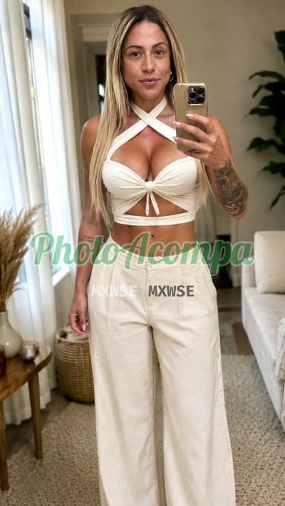 Acompanhante loira em Rio de Janeiro — Nicole Vaz, foto 3