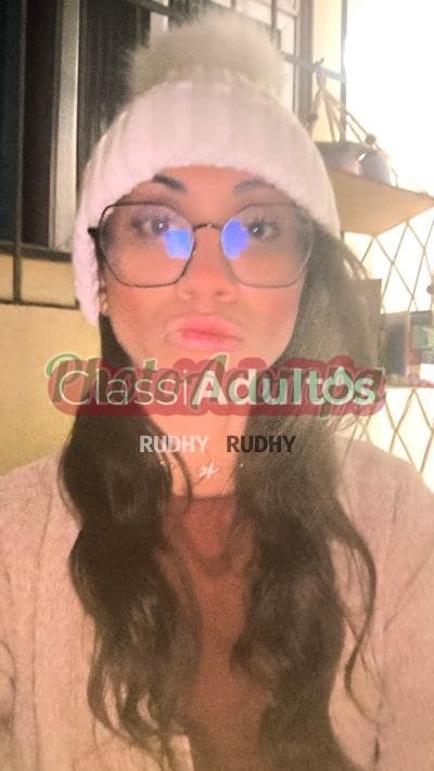 Acompanhante morena em Rio de Janeiro, foto de perfil