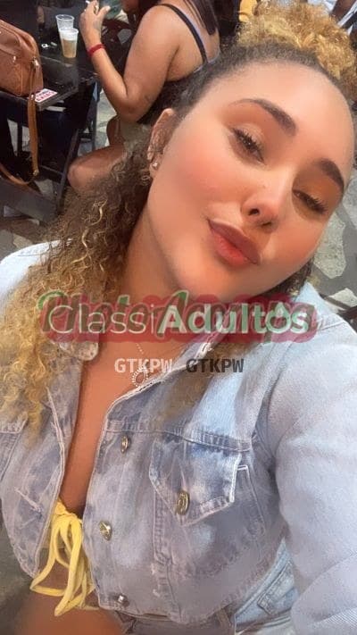 Acompanhante morena em Maricá — Paola Stone