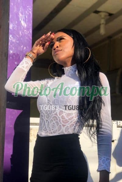 Acompanhante em Santos — beijo na boca, foto 2 de Rafaella