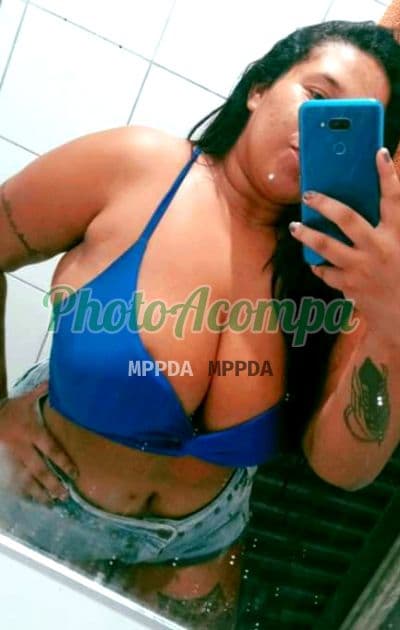 Acompanhante em Uberaba com beijo grego (2) — Rebekka