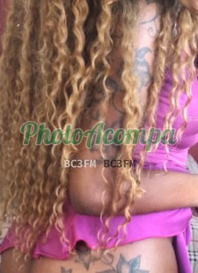 Acompanhante em Duque de Caxias com beijo na boca (2) — Renata