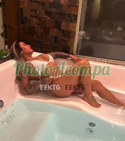 Acompanhante em Taubaté — beijo na boca, foto 2 de Serena Fox