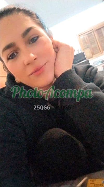 Acompanhante em Farroupilha com beijo grego (2) — Shirley