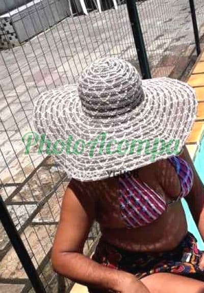 Acompanhante de seios naturais em Paulista (5) — Sol
