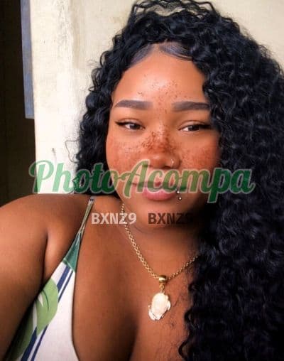 Acompanhante em Vassouras com beijo grego (6) — Sther