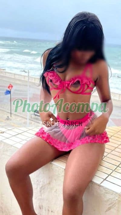 Acompanhante depilada em Salvador, foto 5 de Tainá