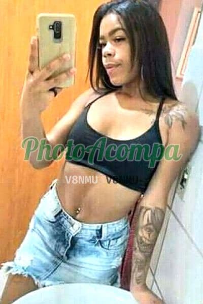 Acompanhante de seios naturais em Conselheiro Lafaiete, foto 3 de Thaís