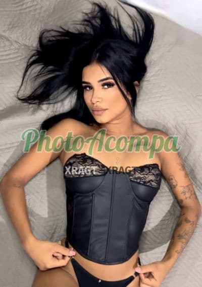 Acompanhante morena em Senador Canedo, foto 5 de Vitória