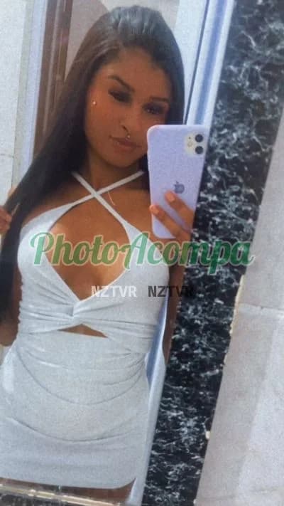 Acompanhante magra em Esteio (3) — Vitória