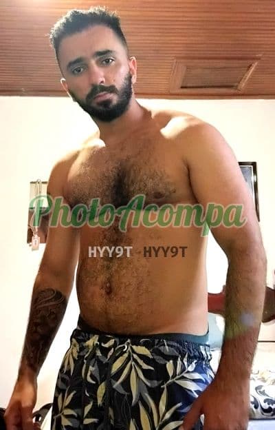 Acompanhante masculino em Colatina com beijo grego (6) — Alex