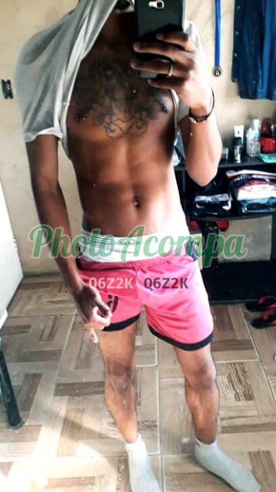 Acompanhante masculino em Curitiba — beijo na boca, foto 2 de Bony
