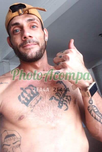Foto 4: Acompanhante masculino em Cuiabá — beijo na boca, Breno