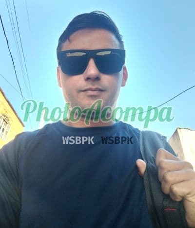 Acompanhante masculino em Vila Velha com beijo na boca (2) — Bryan