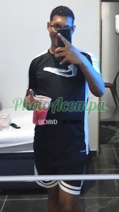 Acompanhante masculino em Poá — beijo na boca, foto 4 de Denner