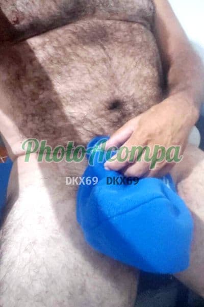 Acompanhante masculino em São João de Meriti — beijo na boca, foto 6 de George