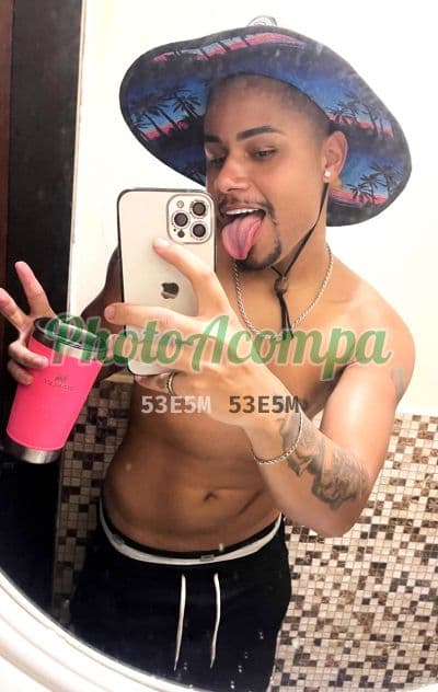 Foto 2: Acompanhante masculino em Carapicuíba — beijo grego, Henrik