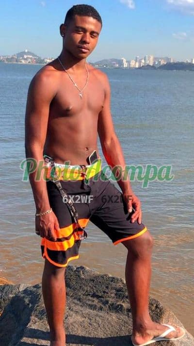 Foto 6: Acompanhante masculino em Vitória — beijo na boca, Hugo
