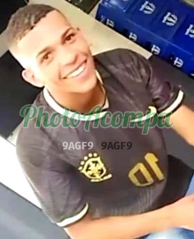 Acompanhante masculino em Belo Horizonte com beijo na boca (2) — Isaac