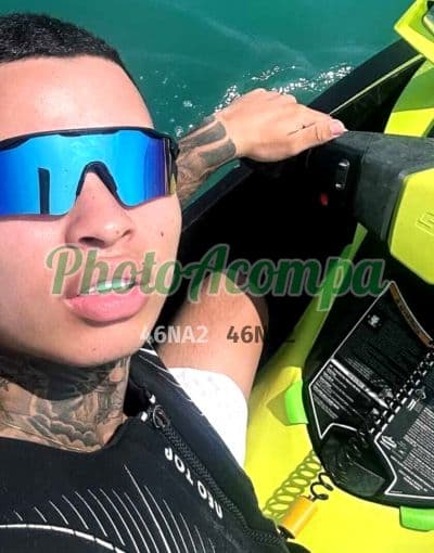 Acompanhante masculino em Santos com beijo na boca (2) — Jhon